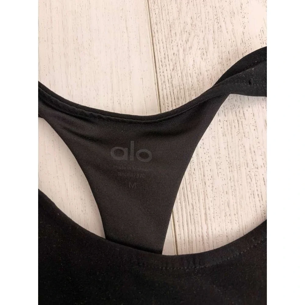 Alo Yoga Sports Bra‎ Sz M - Black - Long Line - Y back